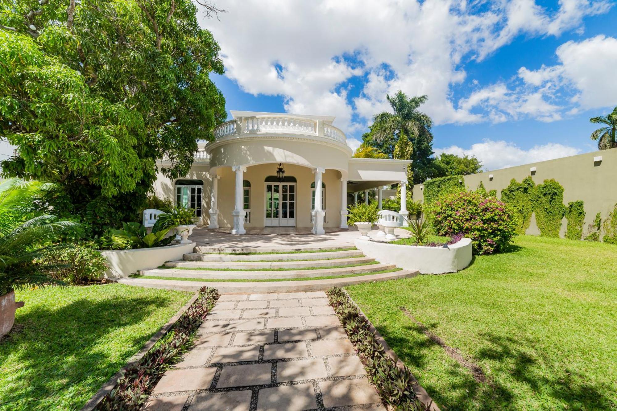 Delfina Boutique Hotel Merida Luaran gambar