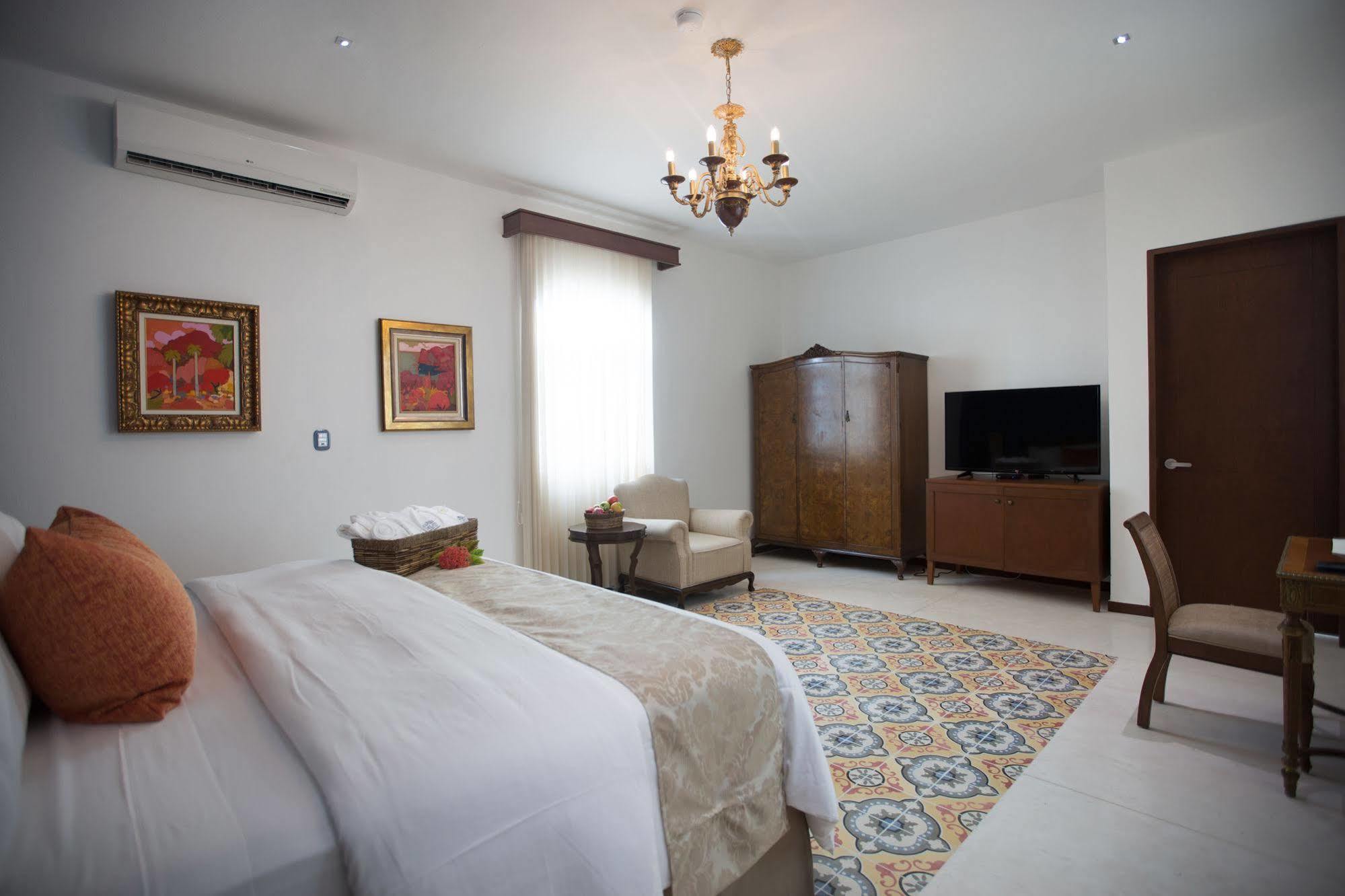 Delfina Boutique Hotel Merida Luaran gambar